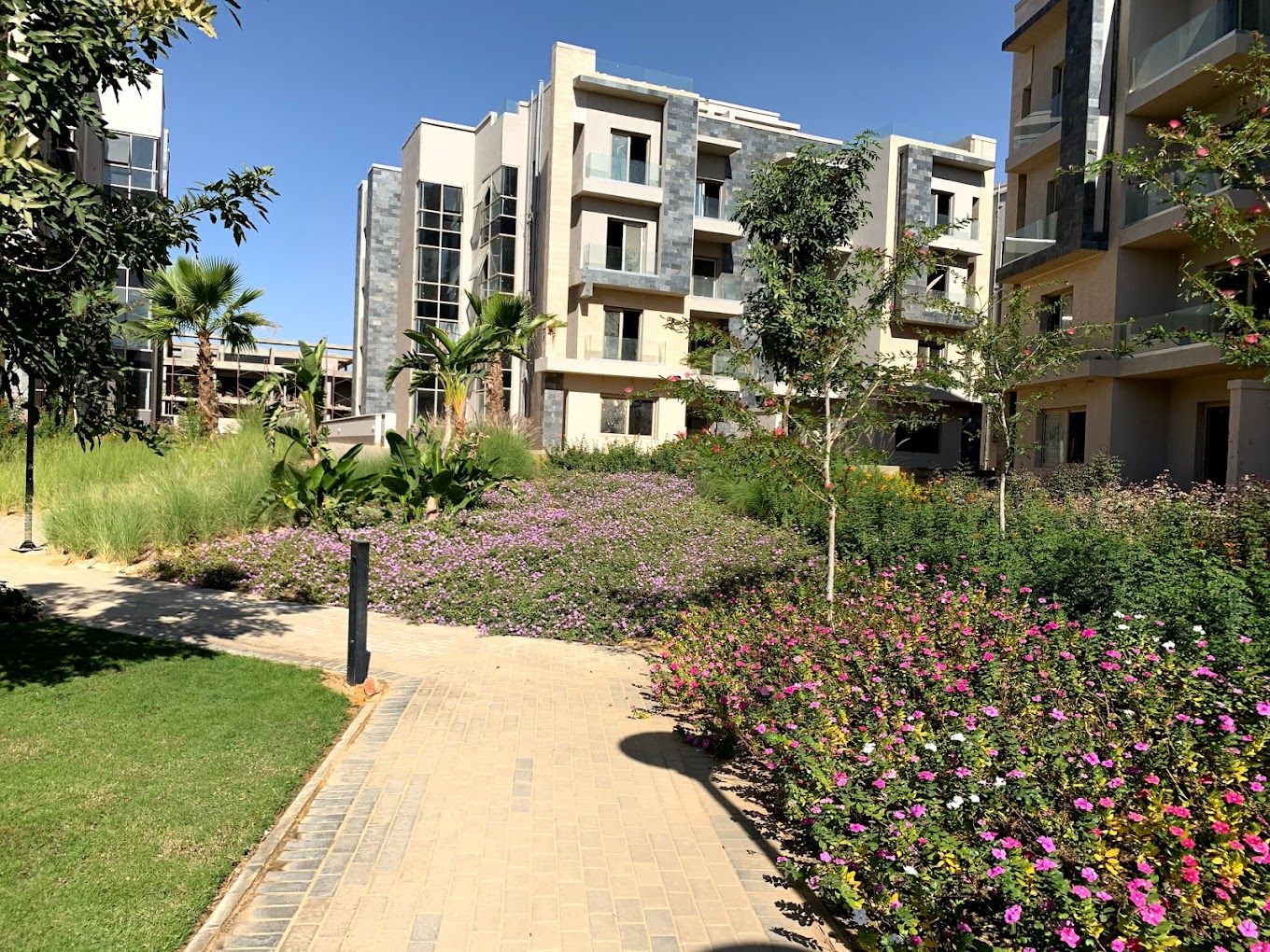 Galleria Moon Valley compound New Cairo