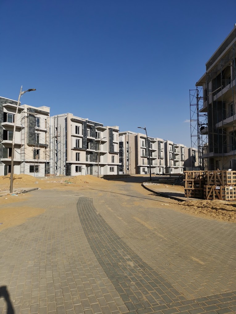 Galleria Moon Valley compound New Cairo