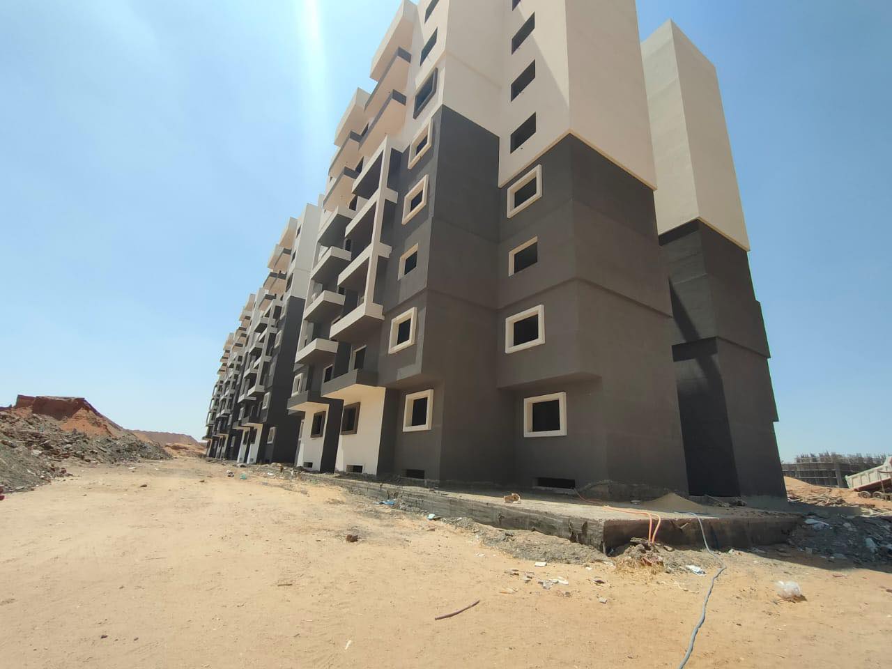 Stau Compound New Capital by the faculty club of Al-Azhar