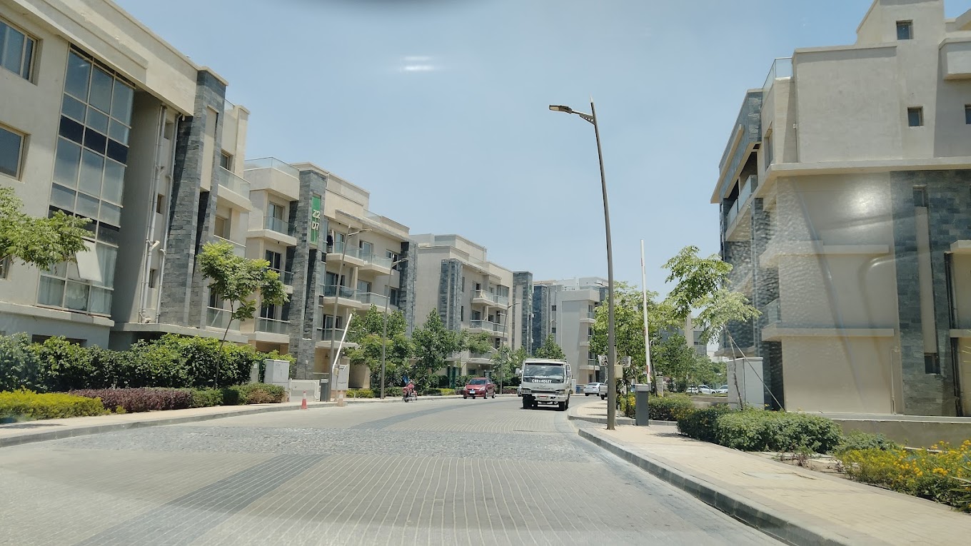 Galleria Moon Valley compound New Cairo