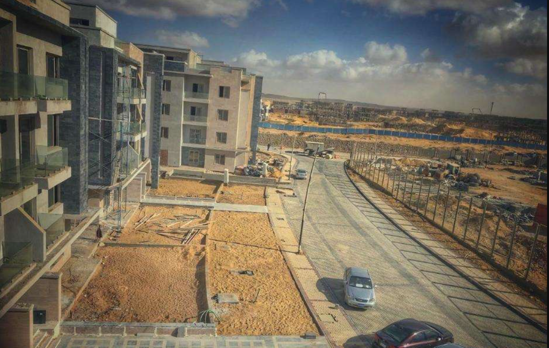 Galleria Moon Valley compound New Cairo