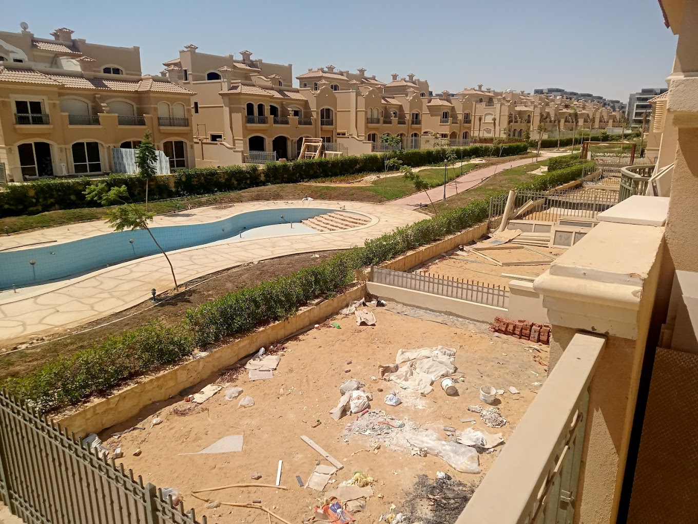 كمبوند الباتيو اورو التجمع الخامس – El Patio Oro La Vista New Cairo