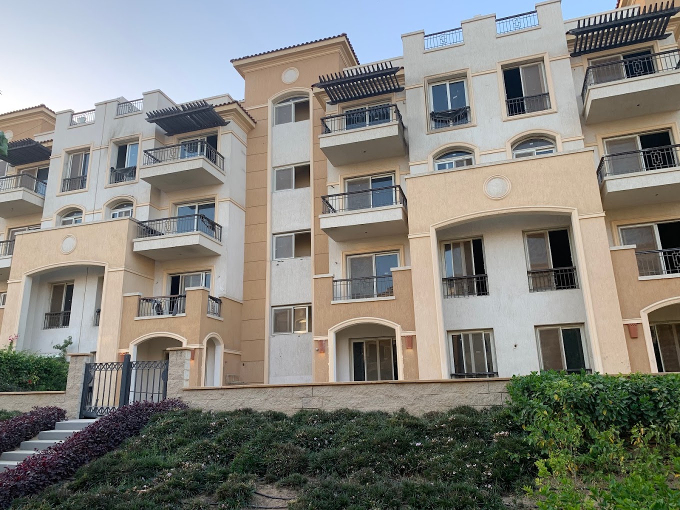 Stone Residence New Cairo – Stone Residence Compound