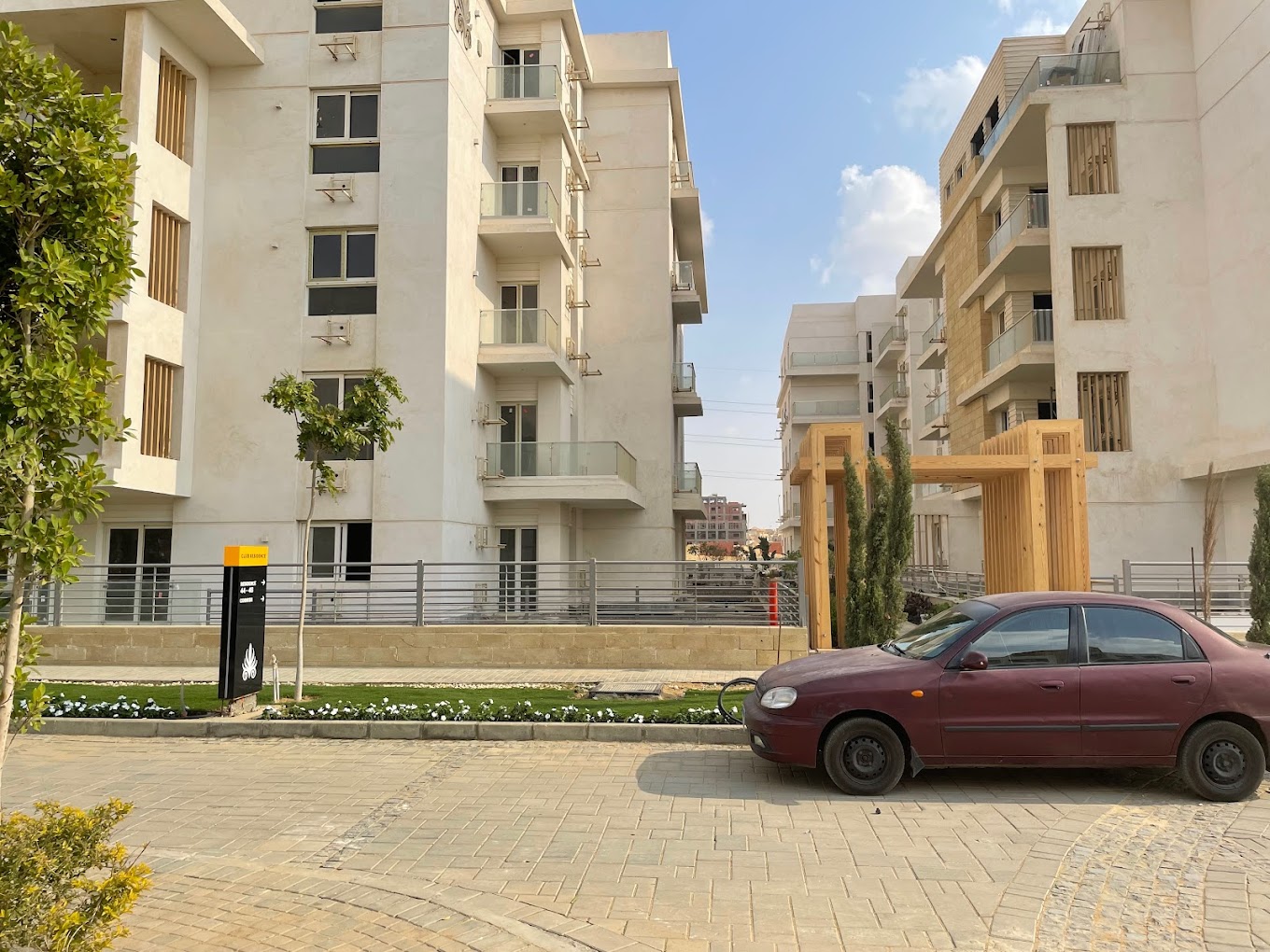 Mountain View iCity October Compound