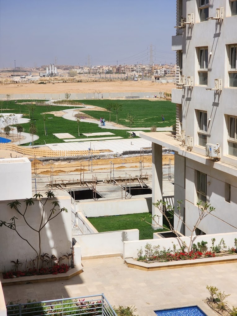 Mountain View iCity October Compound