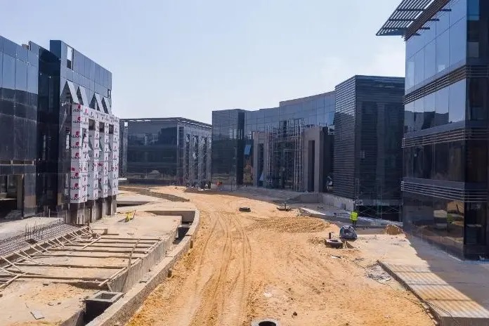 محلات للبيع في مول كايرو بيزنس بارك التجمع