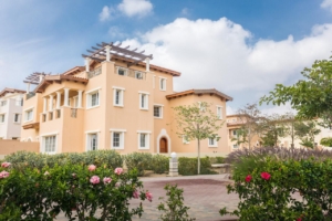 تملك وحدتك الآن في كمبوند هايد بارك بأسعار مُميزة ومساحات تبدأ من 328 متر