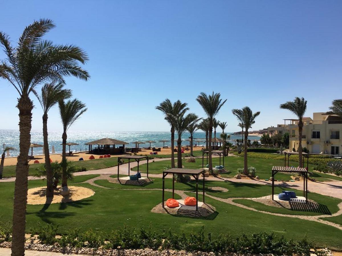 قرية لاجونا باي السخنة بالم هيلز – Laguna Bay Sokhna Resort