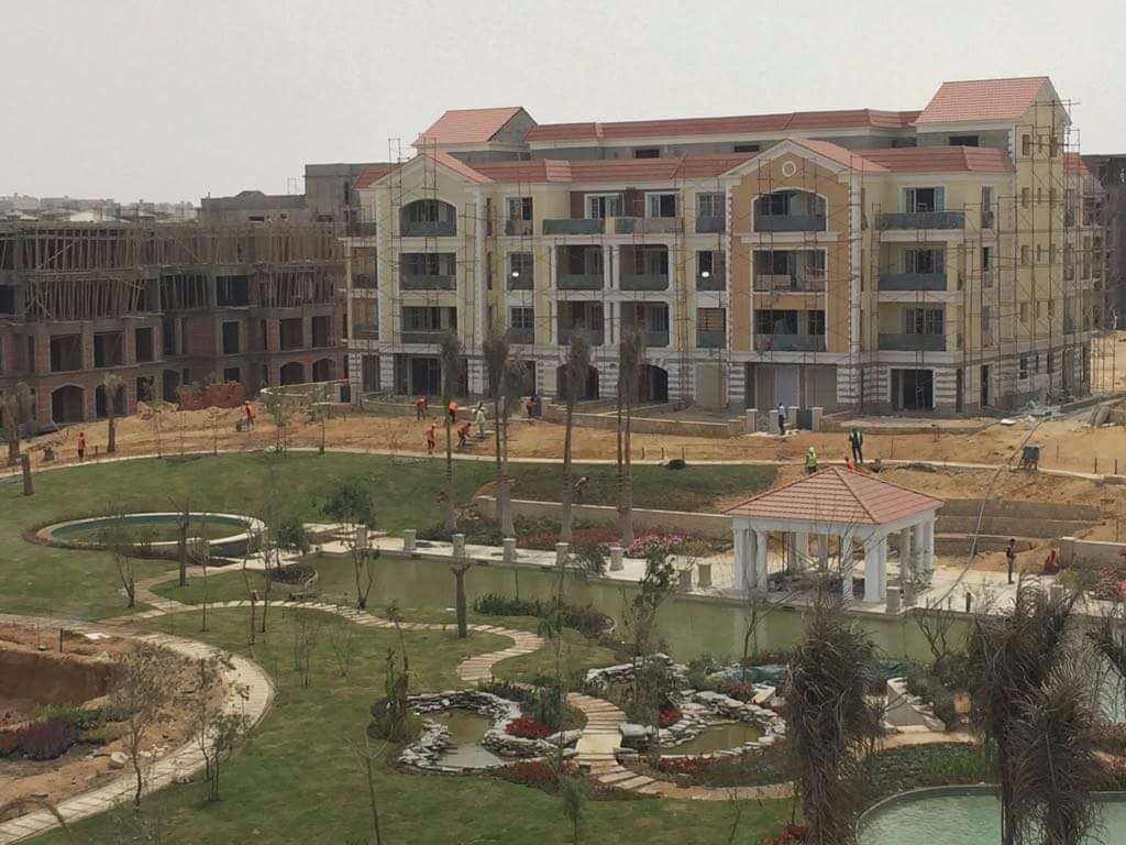 تعرف علي سعر بنتهاوس بمساحة 208 متر في regents park compound