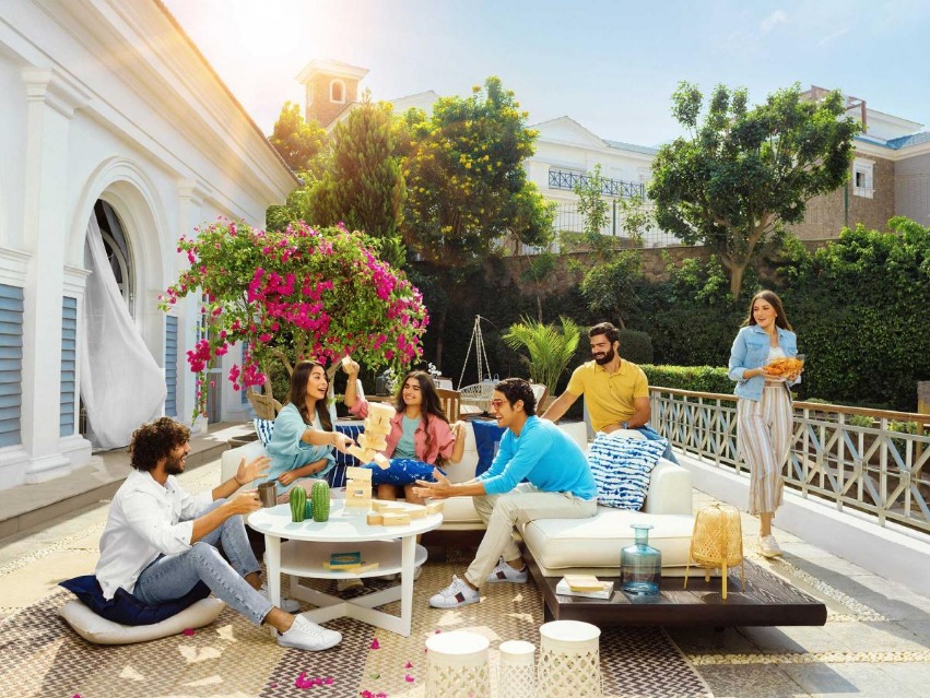 عرض متميز فيلا 335 متر للبيع في ماونتن فيو 3 التجمع الخامس بموقع مميز