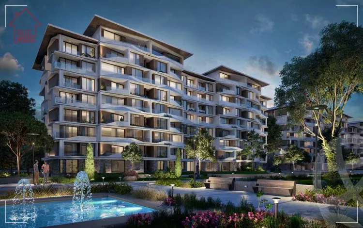 تاون هاوس رائع 300م للبيع في موقع مميز جدا داخل ميدتاون