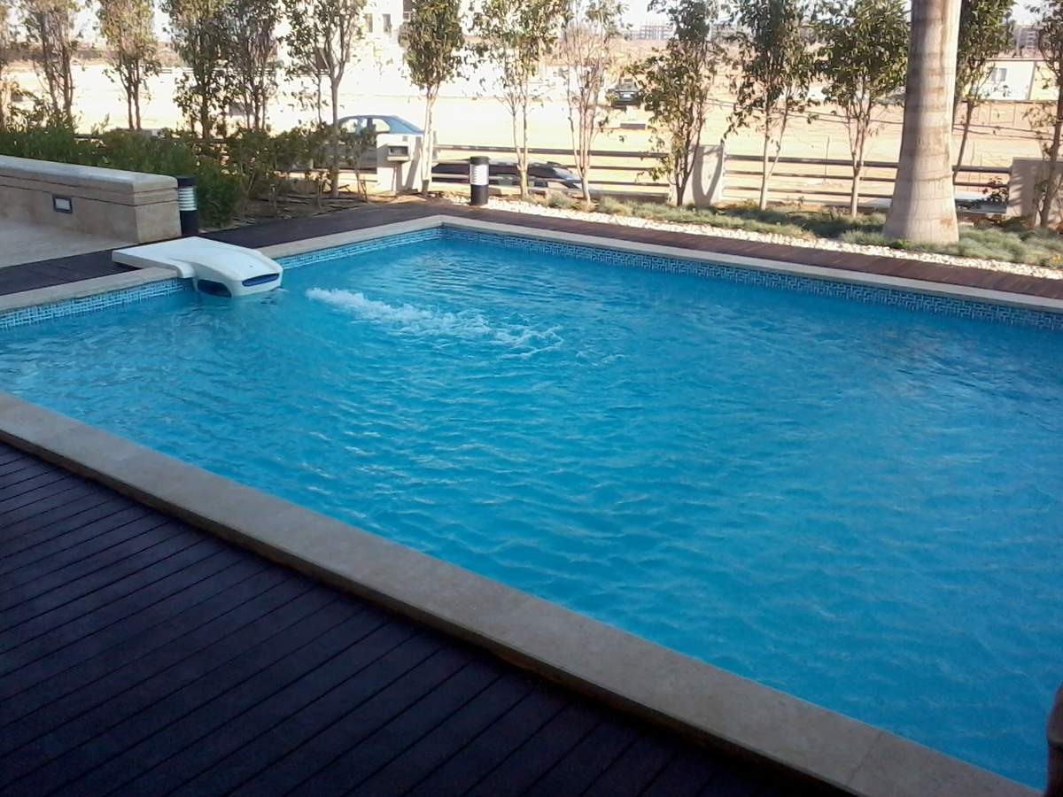 منازل مزدوجة للبيع في كمبوند جراند هايتس 330 متر