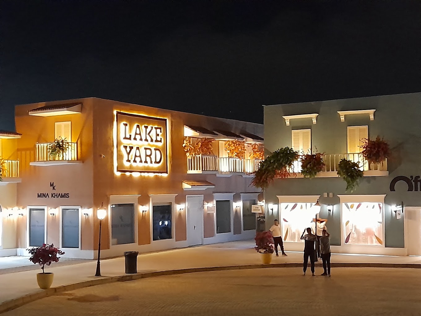 Lake Yard North Coast Palm Hills