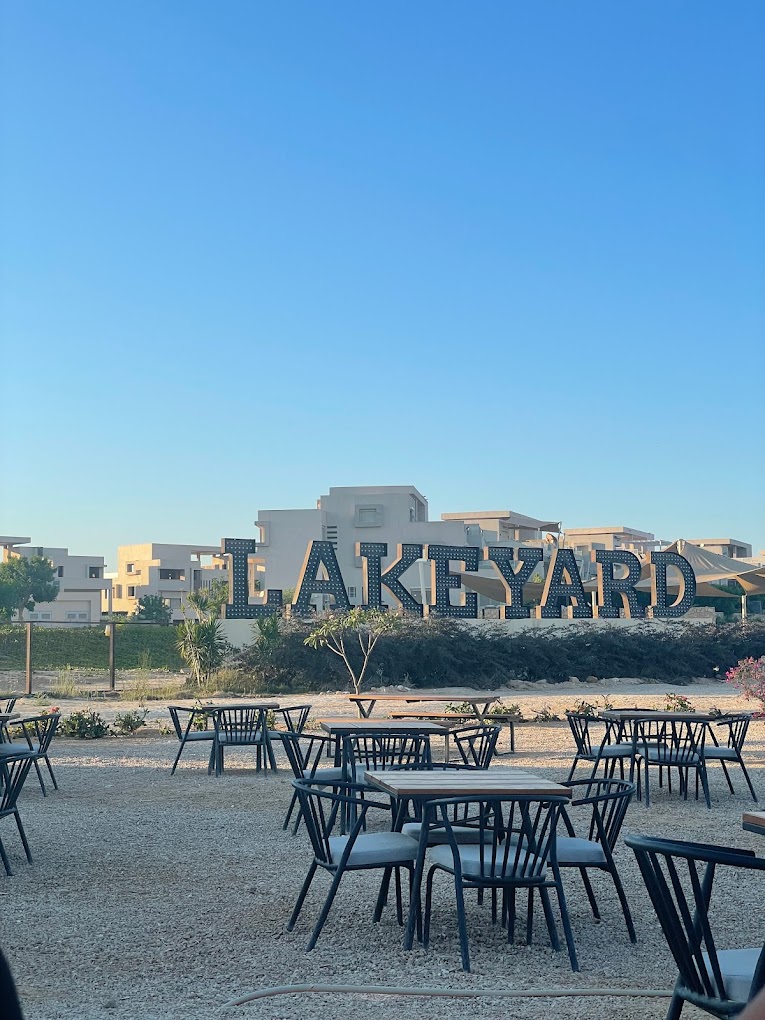 Lake Yard North Coast Palm Hills