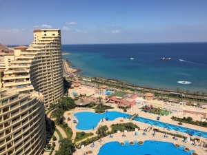 شاليهات للبيع في بورتو العين السخنة 100 متر