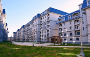 احجز شقتك بالحي اللاتيني الساحل الشمالي بمساحة 153 متر