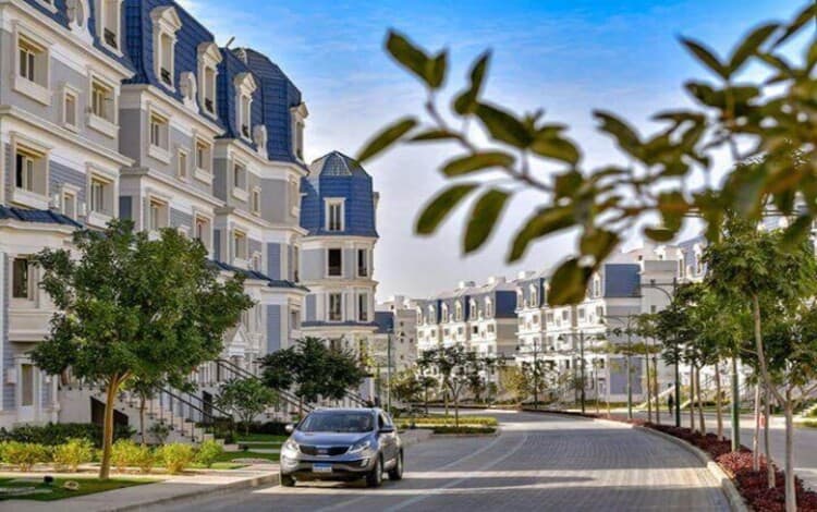 شقه مميزه للبيع في مشروع ماونتن فيو اكزيكتيف القاهرة الجديدة