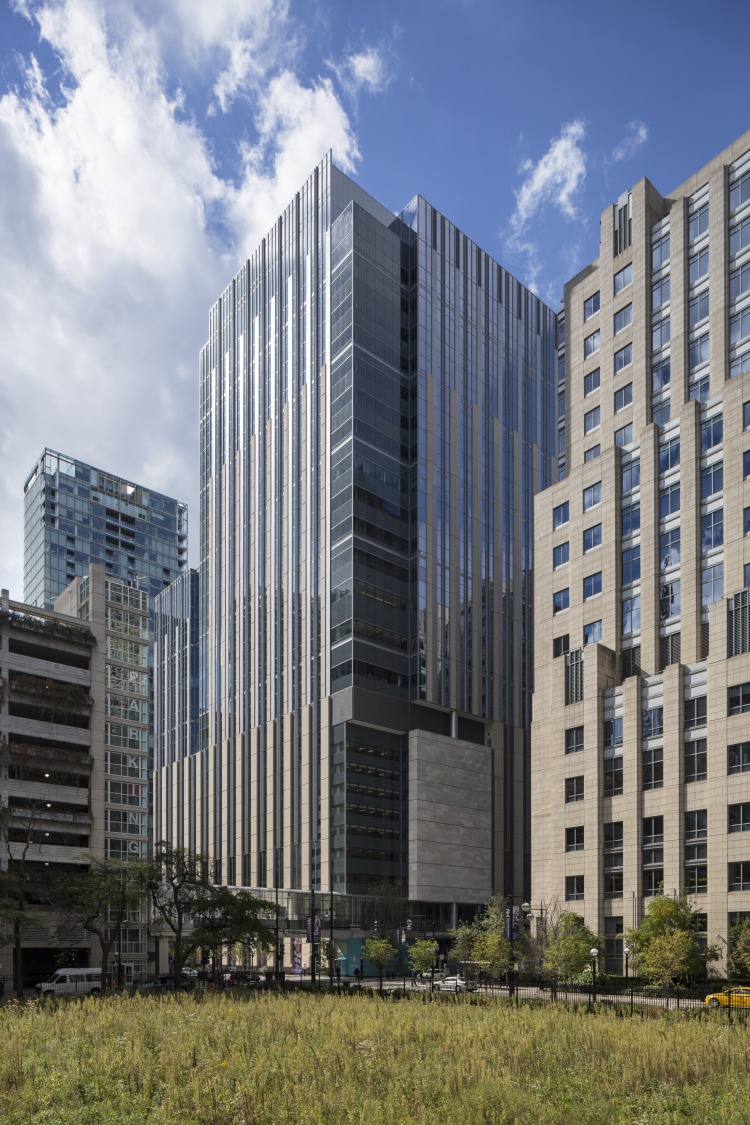 بسعر مغري محل 95م بمول لافين العاصمة الإدارية