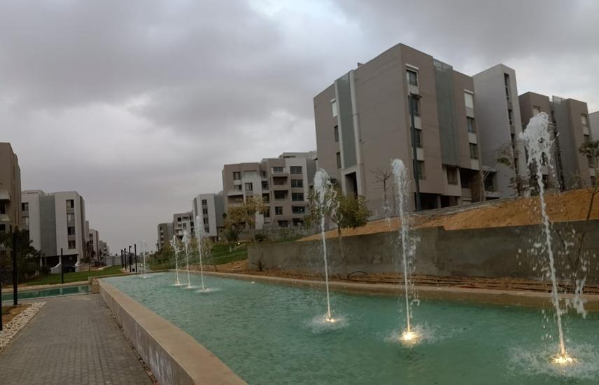 بمساحة 166 متر اسكن في كمبوند فليدج جاردن قطامية