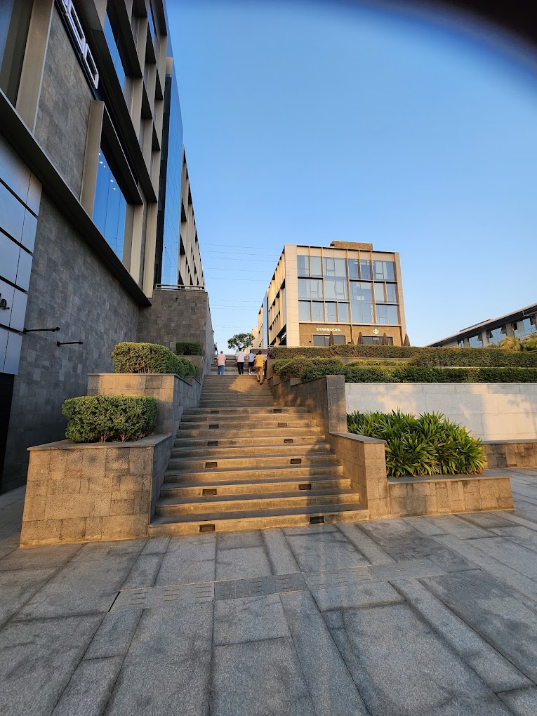 5A Mall New Cairo Equity