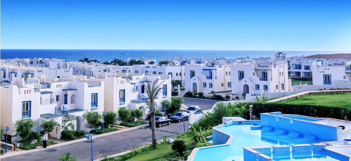 Paros Resort North Coast Mountain View