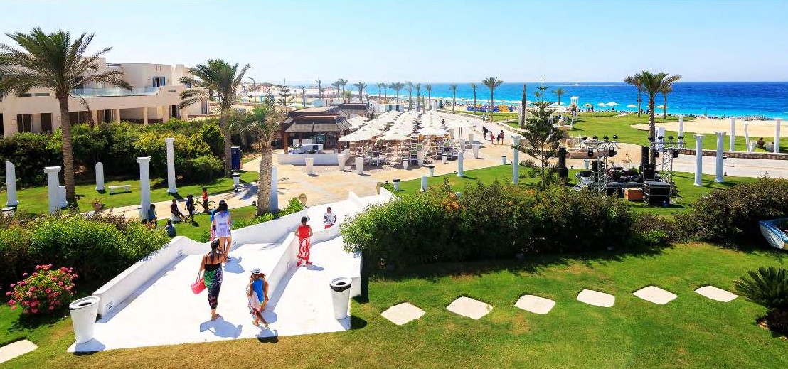 Paros Resort North Coast Mountain View