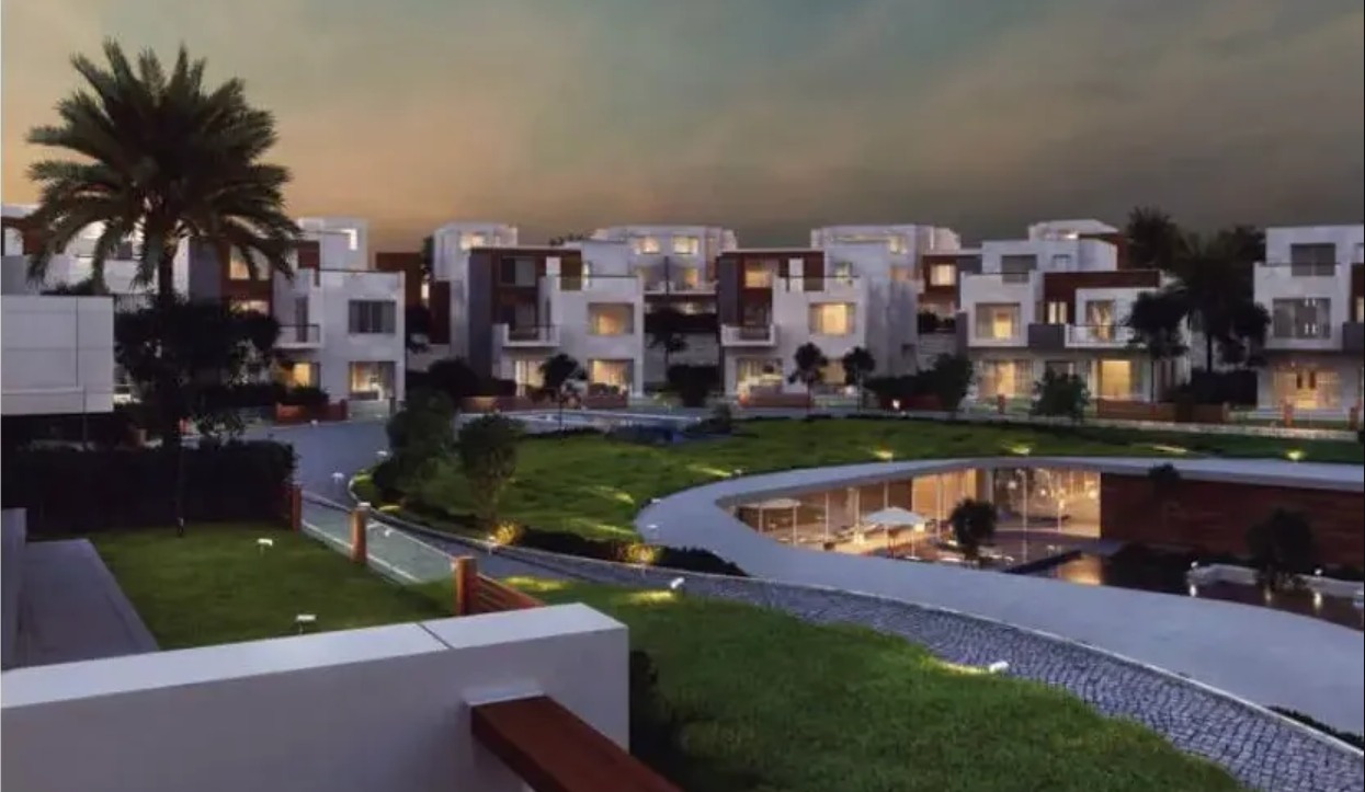 Solaya 6 October Compound Inertia