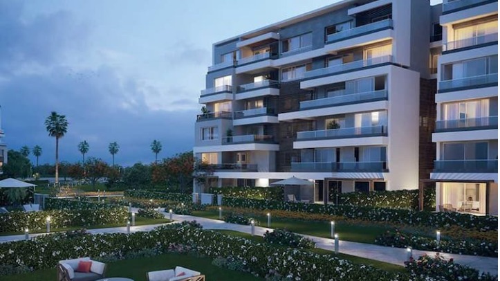 اميز شقة للبيع بكمبوند بالم كابيتال مدينة الشروق بمساحة 200 متر