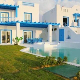 لمحبى الرقي فيلا للبيع في بيانكي اليوس الساحل الشمالي بمساحة 255 متر