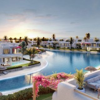 لمحبى الرقي فيلا للبيع في بيانكي اليوس الساحل الشمالي بمساحة 255 متر