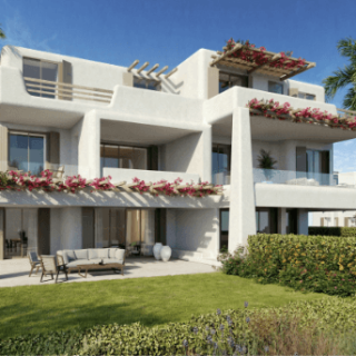 لمحبى الرقي فيلا للبيع في بيانكي اليوس الساحل الشمالي بمساحة 255 متر