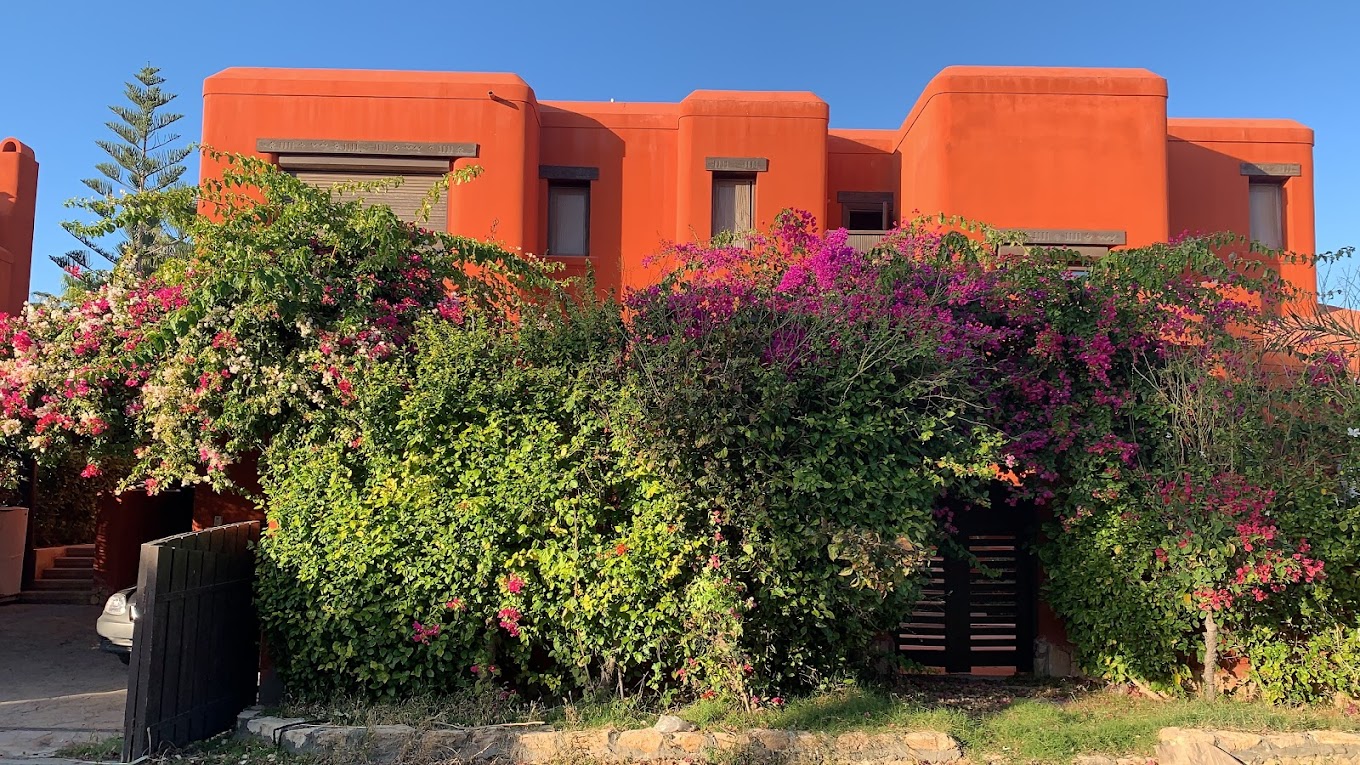 قرية هاسيندا ريد الساحل الشمالي بالم هيلز – Hacienda Red North Coast Village