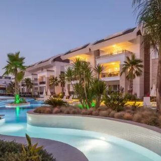 شقة لقطة للبيع 145م في روسيل سيتي المستقبل سيتي بسعر خيالي