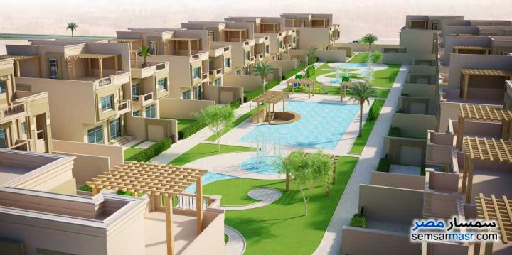 للبيع بكمبوند رويال ليك زايد الجديدة توين هاوس بمساحة 220 متر بسعر لقطه جداا