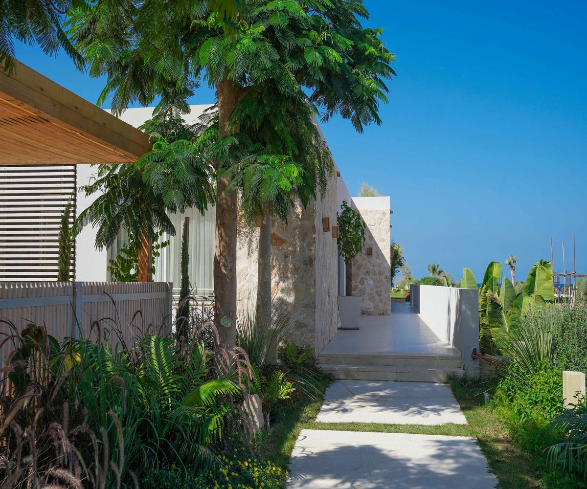 Hacienda Heneish Village North Caost Palm Hills