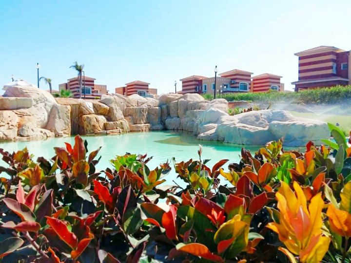 لمحبى الرقي شاليه للبيع في قرية روزانا بمساحة 115 متر