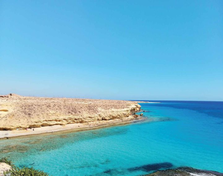 فيلا رائعة 280م للبيع في موقع مميز جدا داخل سيا مطروح