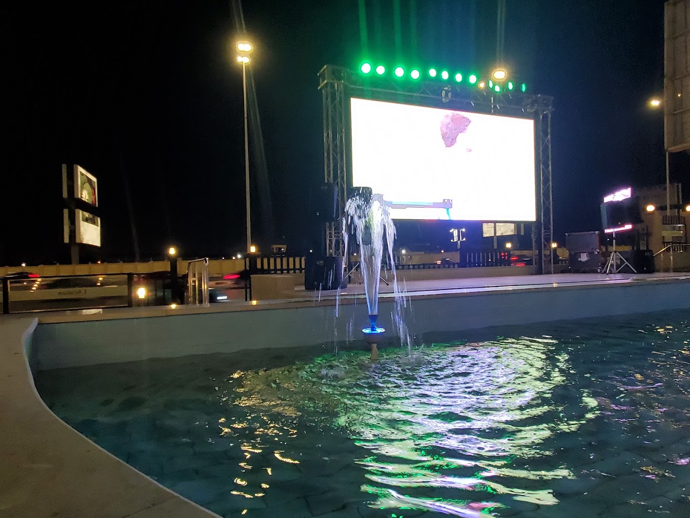 مول ذا لوكيشن حدائق اكتوبر كيان للتطوير العقاري –  The Location Hadayek October Mall