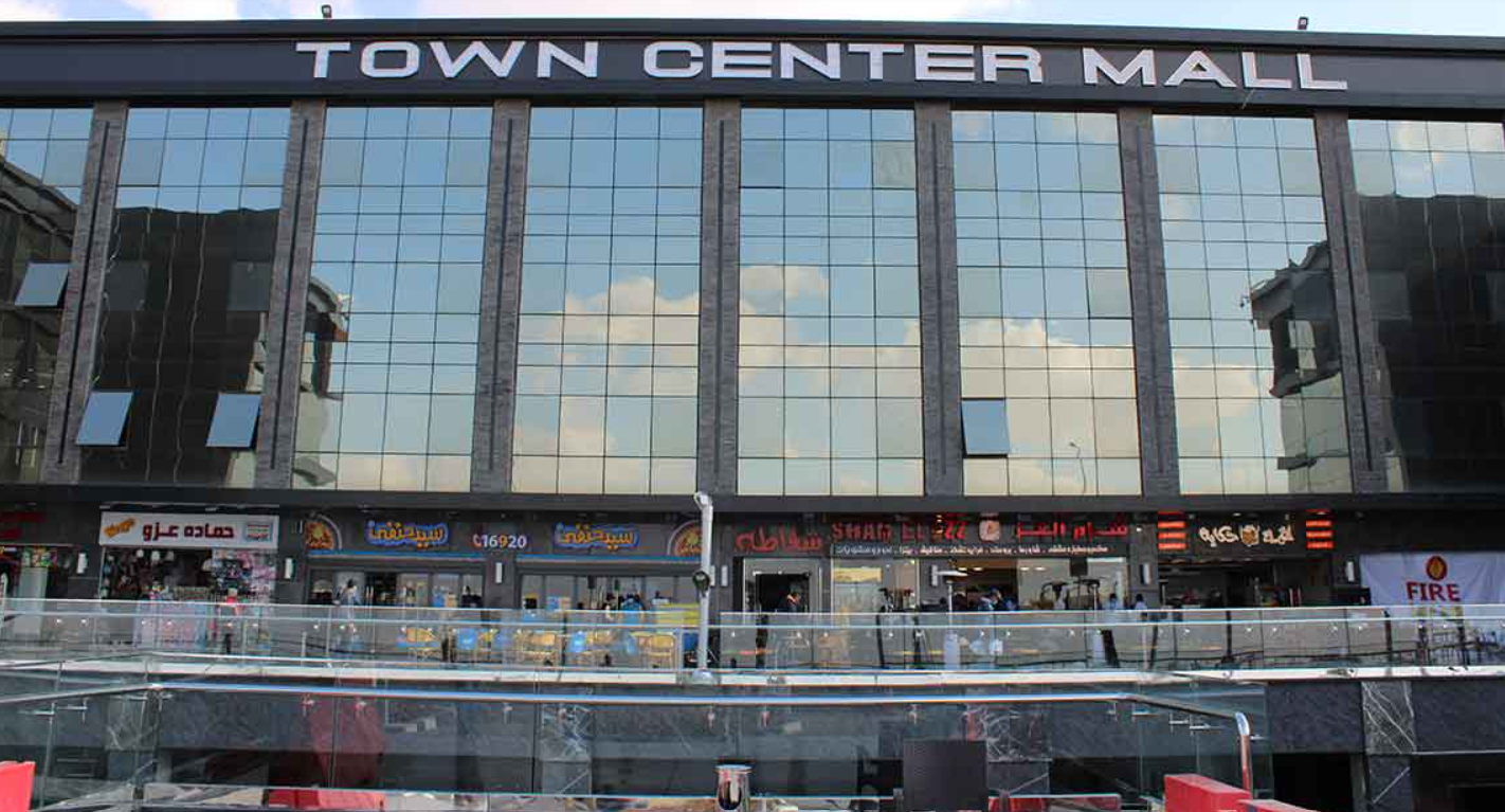 عرض متميز محل 96 متر للبيع في مول تاون سنتر الشروق ستي بموقع مميز