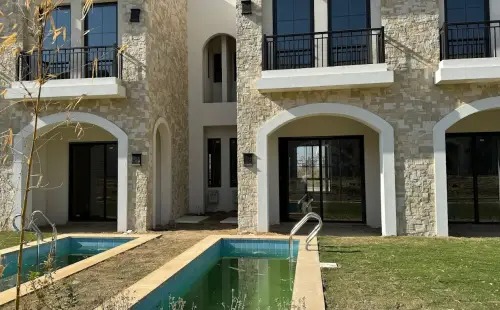 للبيع بالتقسيط تاون هاوس 196 متر في كمبوند ذا مارك جاردنز